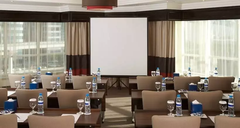 هتل Towers Rotana   Dubai