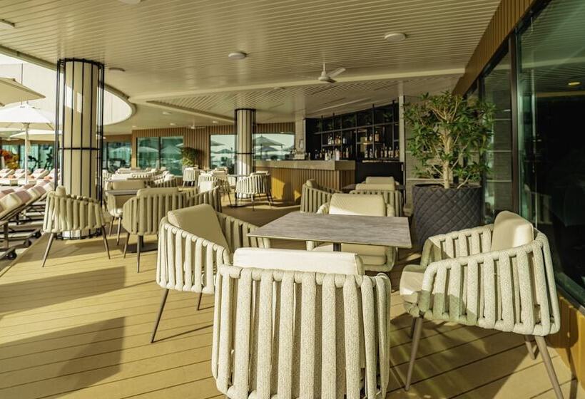 酒店 Towers Rotana   Dubai