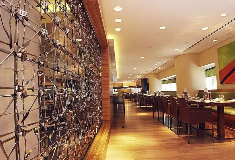 هتل Towers Rotana   Dubai