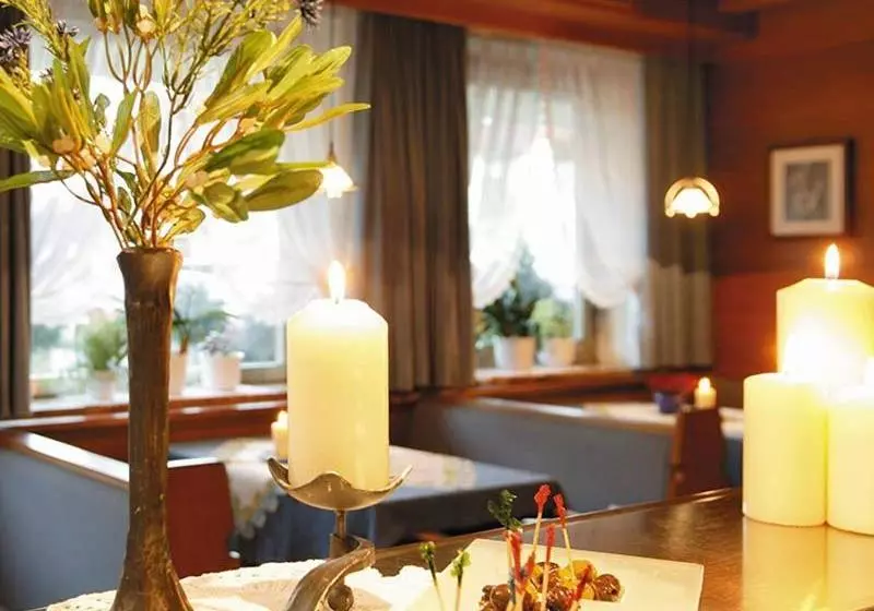 酒店 Tschurtschenthaler