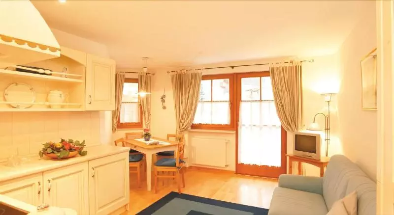 酒店 Tschurtschenthaler