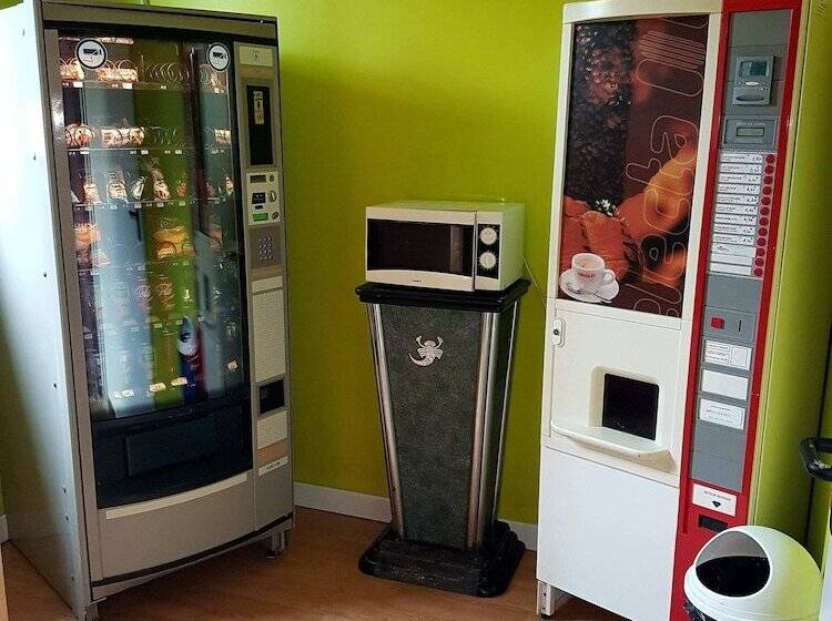 Hospitality Hotel Cap Mer