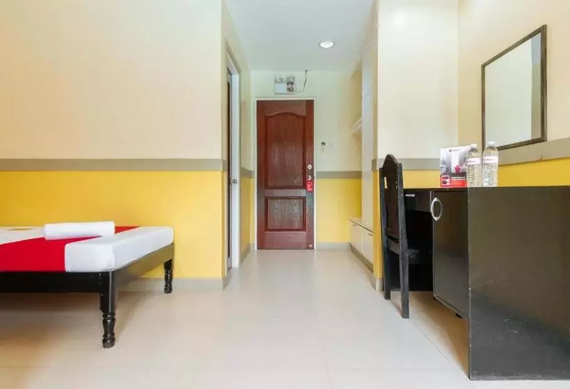 پانسیون Reddoorz Premium @ Gabinete Road Palawan