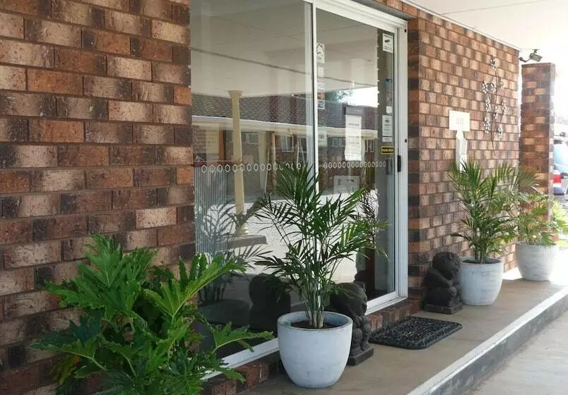 Rosebourne Gardens Motel