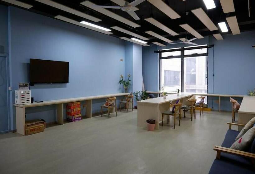 East Station International Youth Hostel