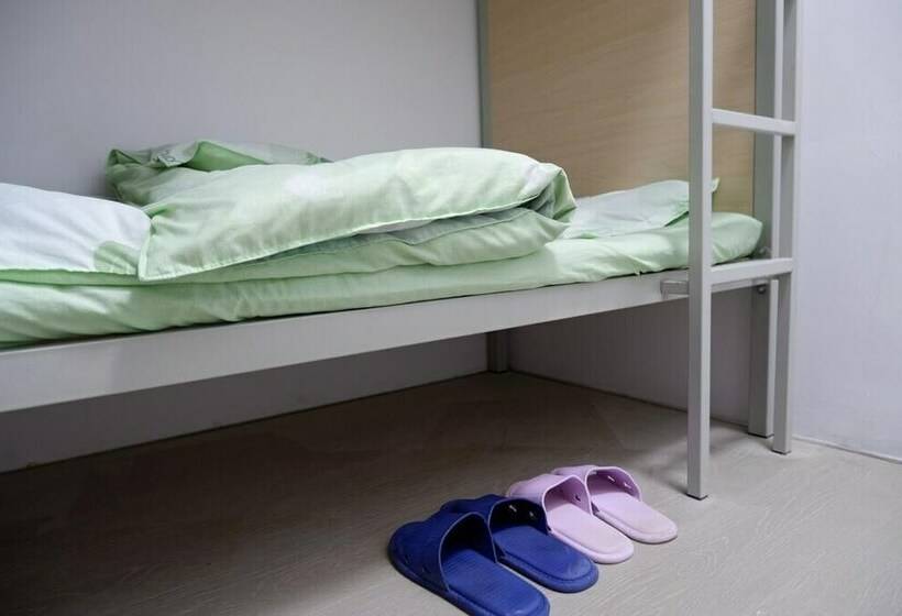 East Station International Youth Hostel