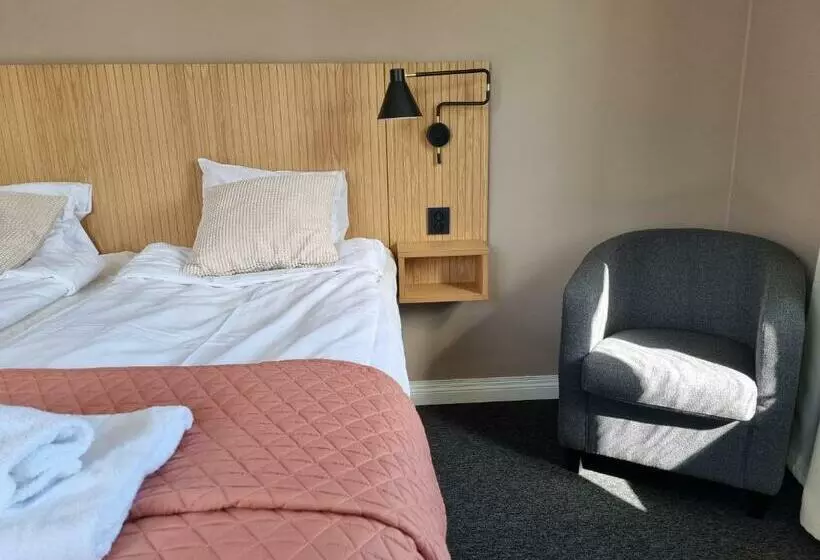 ホテル Byske Gästgivargård