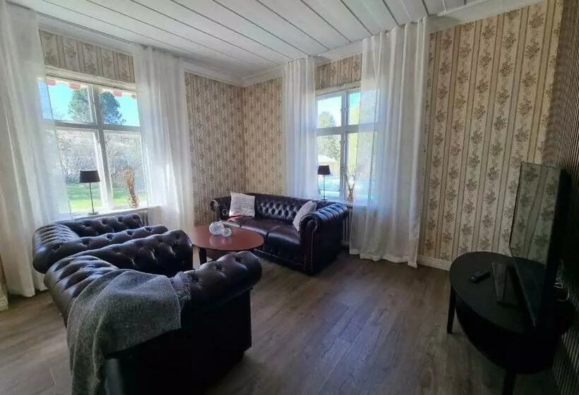 ホテル Byske Gästgivargård