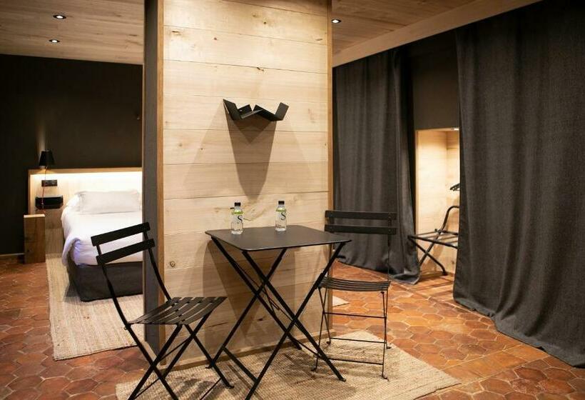 בית מלון כפרי Le Domaine Des Prés Verts Suites & Chambres Avec Jacuzzi Privatif à Châteauneuf