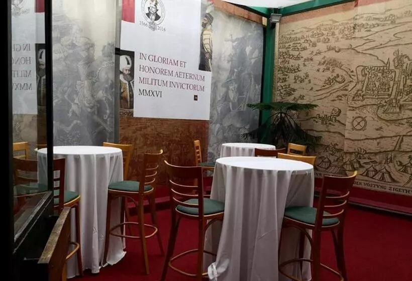 Hotelli Oroszlán Szigetvár