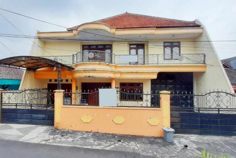 Hotell Oyo 3368 Pelangi Family Residence