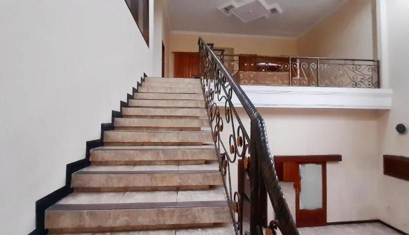 Hotell Oyo 3368 Pelangi Family Residence