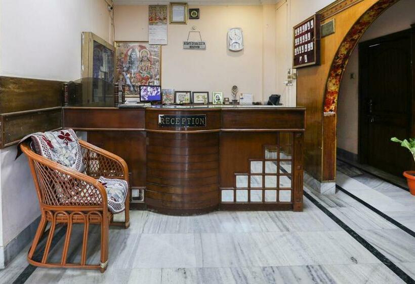 فندق Oyo 70029 Super Star Lodge