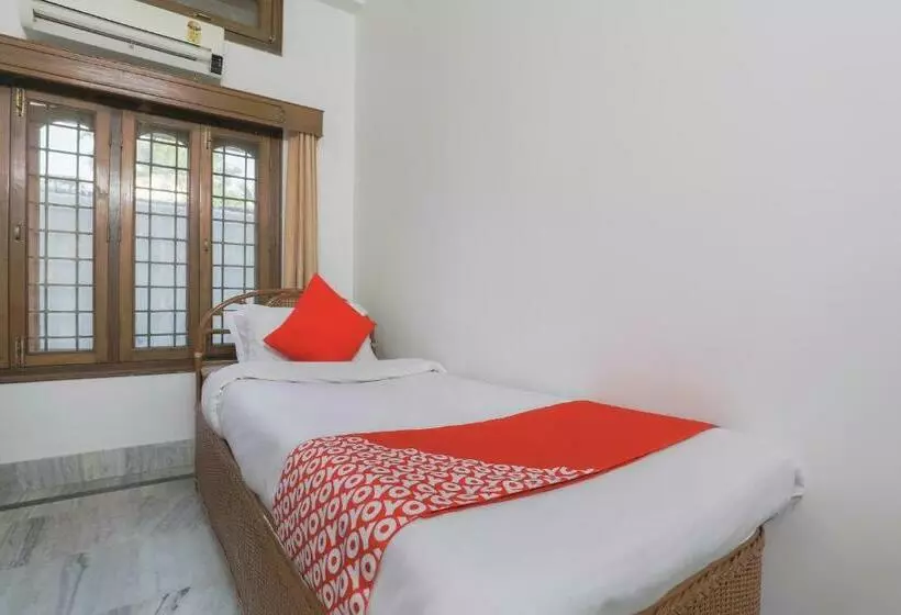 ホテル Oyo 70029 Super Star Lodge