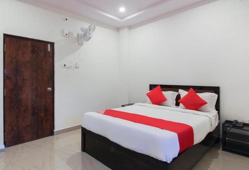 בית מלון כפרי Oyo 70127 Delight Residency