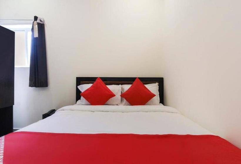 בית מלון כפרי Oyo 70127 Delight Residency