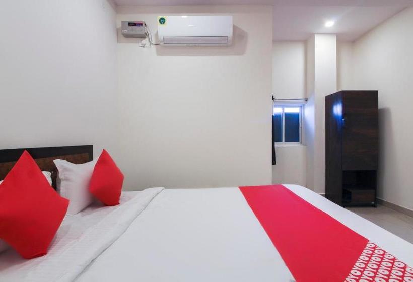 בית מלון כפרי Oyo 70127 Delight Residency