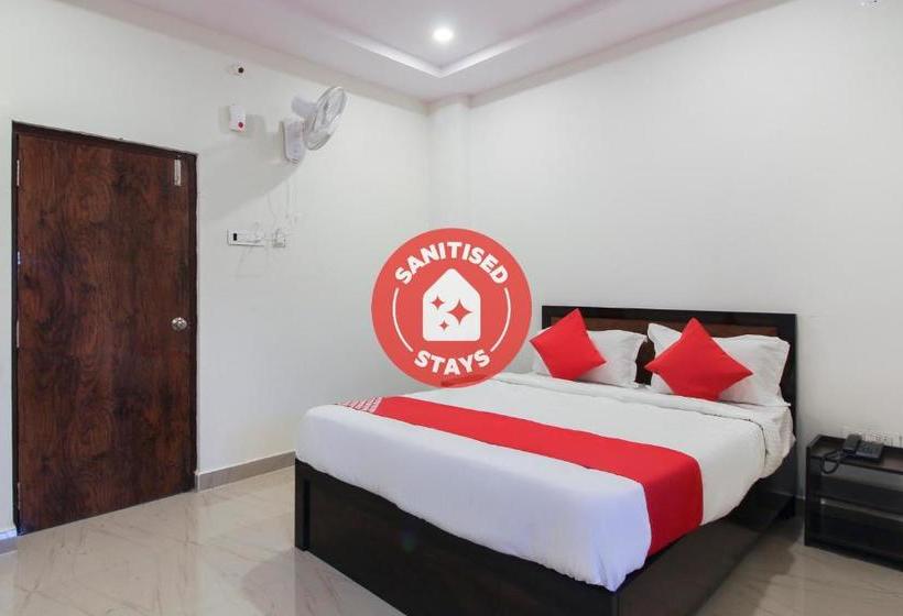 בית מלון כפרי Oyo 70127 Delight Residency