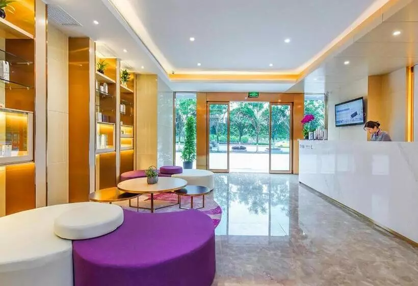 Lavande Hotels·chongqing Longtoushi North Railway Station