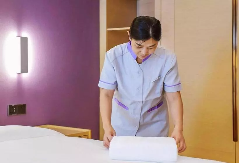 Lavande Hotels·chongqing Longtoushi North Railway Station