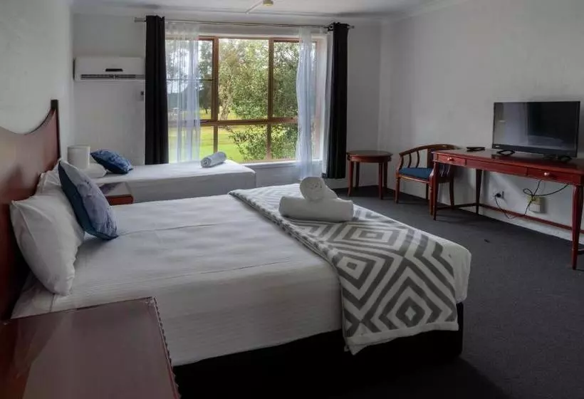 モーテル Golf Place Inn Wollongong