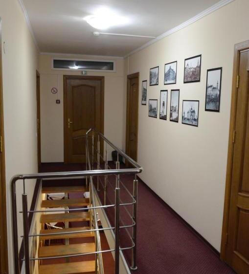 پانسیون Burger Plus Inn