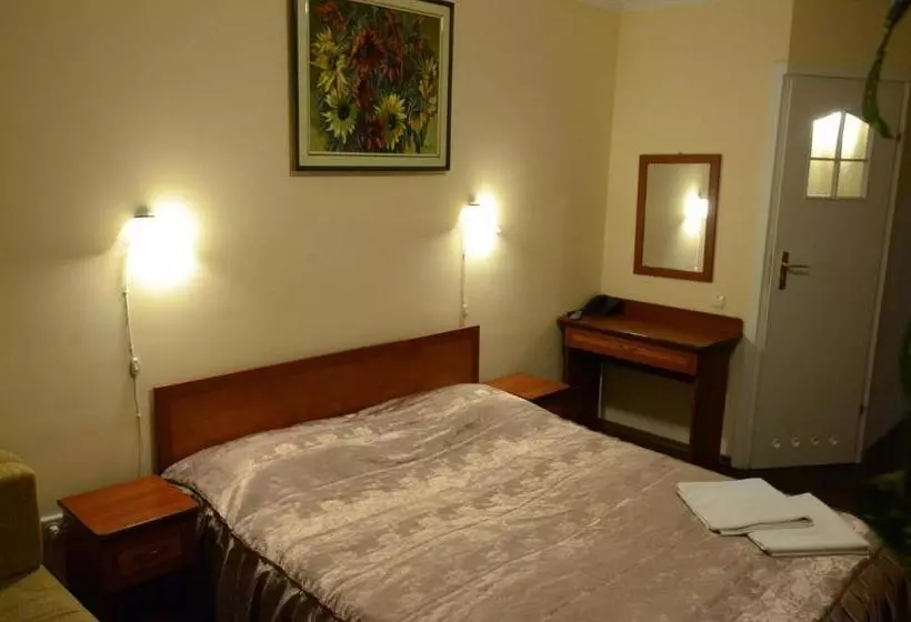 پانسیون Burger Plus Inn