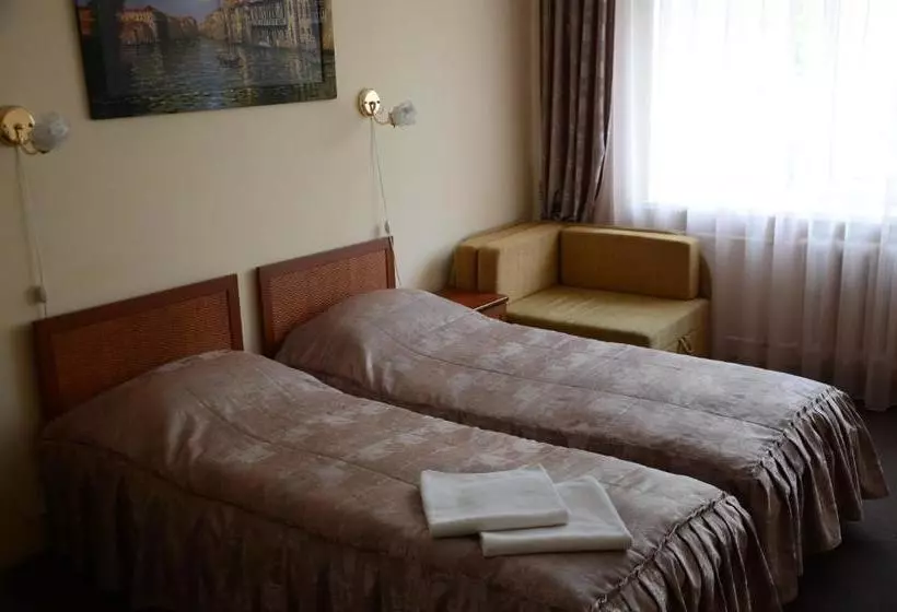 پانسیون Burger Plus Inn