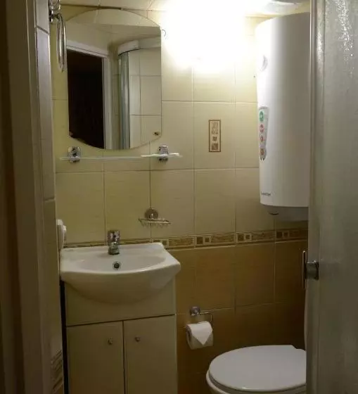 پانسیون Burger Plus Inn