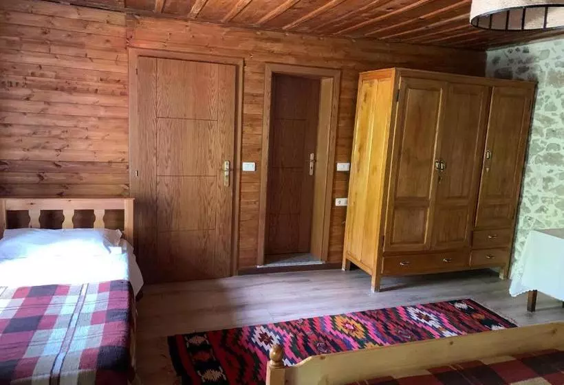ペンション Molla Guest House