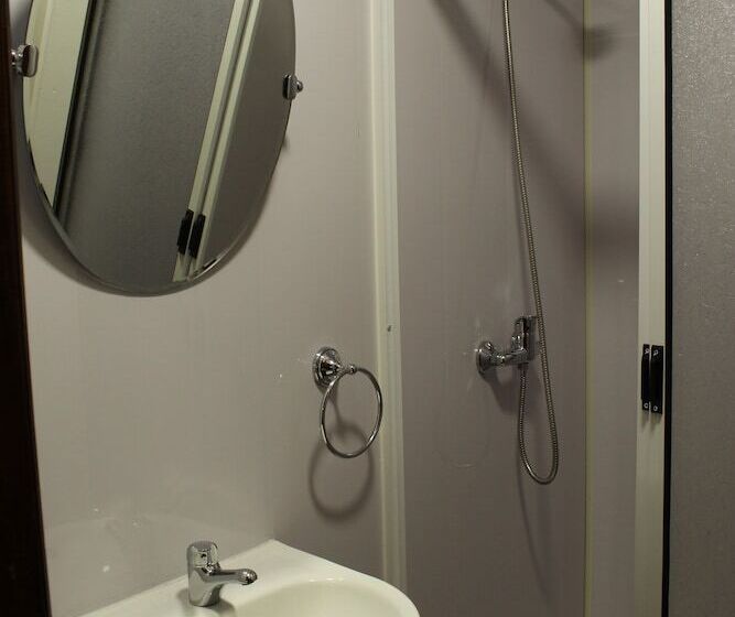 فندق صغير Haiken Hostal