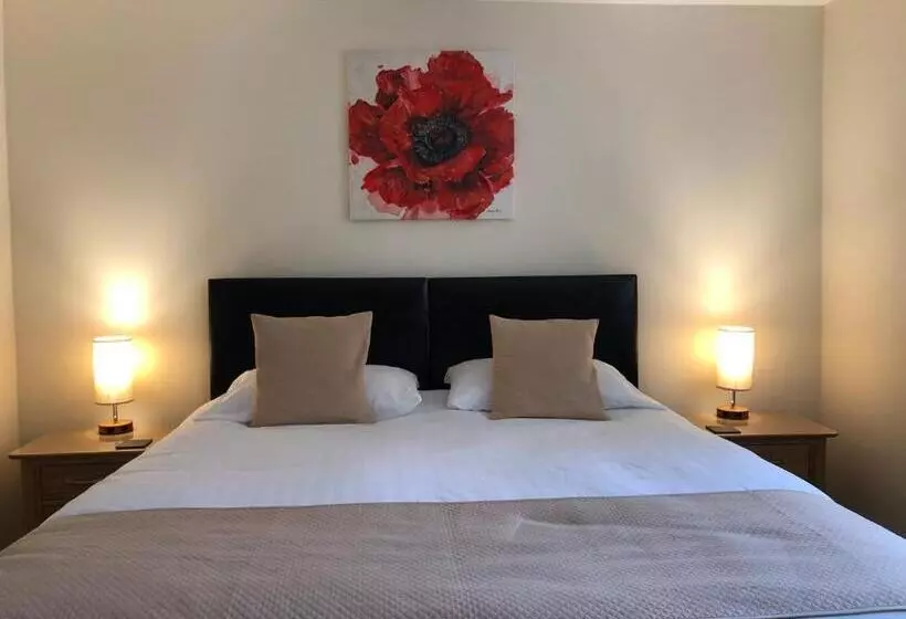 ベッドアンドブレックファースト Fir Tree Barn