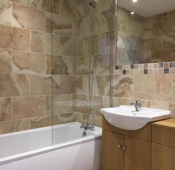 住宿加早餐  Fir Tree Barn