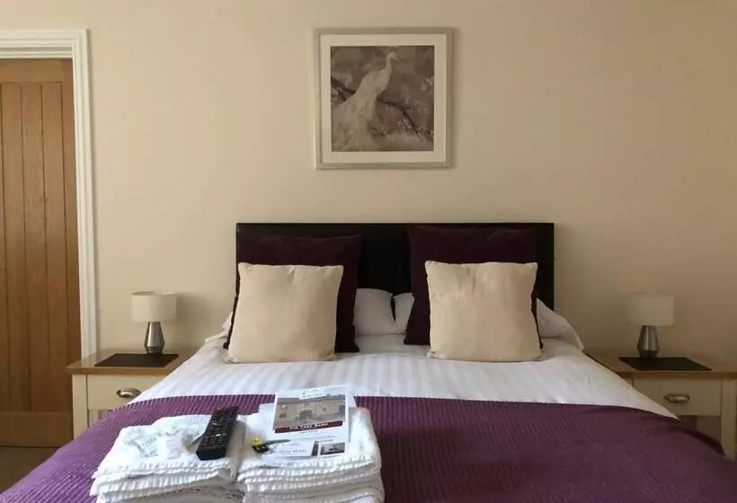 ベッドアンドブレックファースト Fir Tree Barn