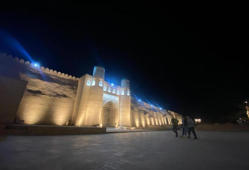 ベッドアンドブレックファースト Mironshox Guest House