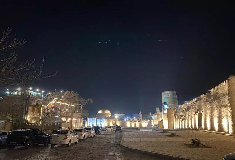 تختخواب و صبحانه Mironshox Guest House