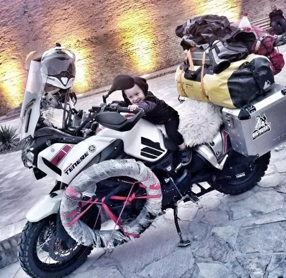 تختخواب و صبحانه Mironshox Guest House