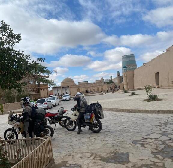 ベッドアンドブレックファースト Mironshox Guest House