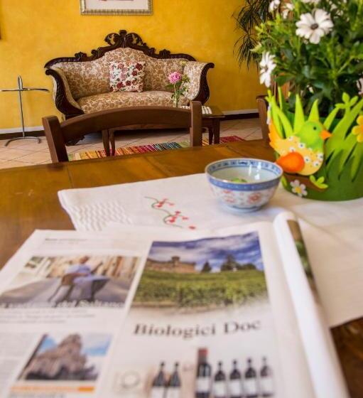 호텔 Agriturismo Erbaluna