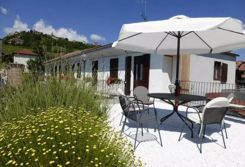 هتل Agriturismo Erbaluna