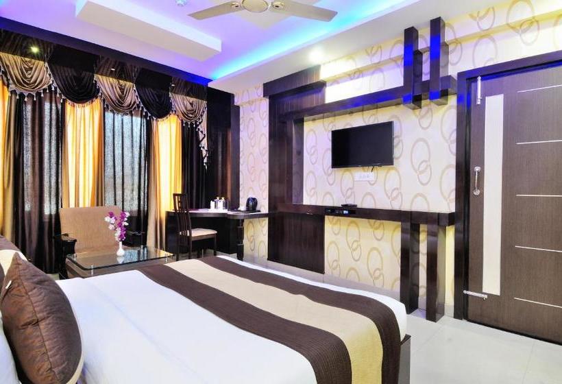 בית מלון כפרי Crystal Ganga Heights - 1.5 Km From Har Ki Pauri