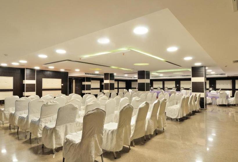 בית מלון כפרי Crystal Ganga Heights - 1.5 Km From Har Ki Pauri