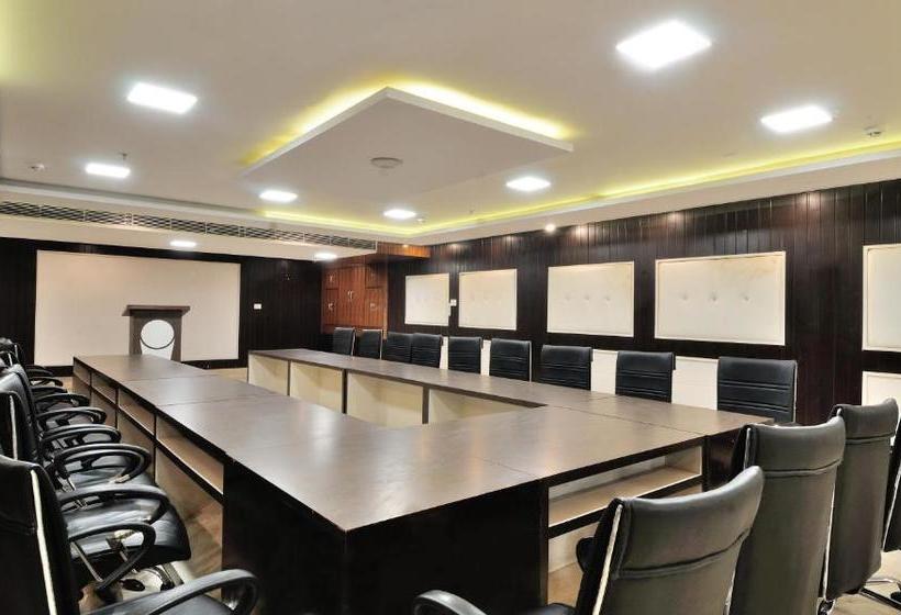 בית מלון כפרי Crystal Ganga Heights - 1.5 Km From Har Ki Pauri