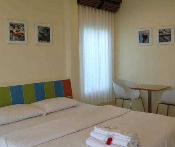 Hotel Napat Resort Koh Sichang