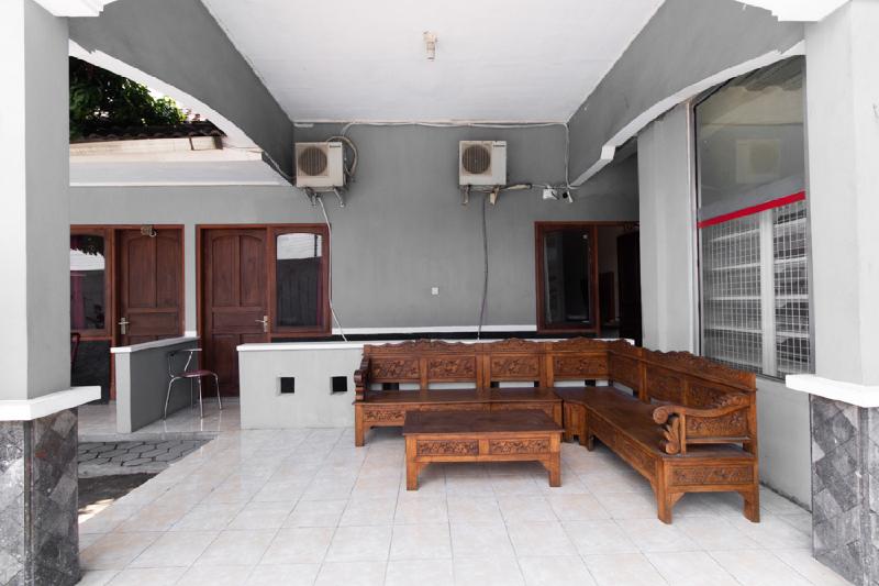 פנסיון Reddoorz @ Raya Janti Yogyakarta