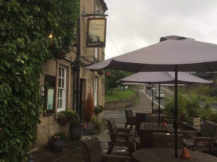 بنسيون The Tavern