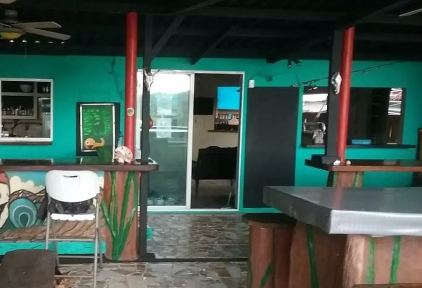 Retkeilymaja Hostal Portobelo