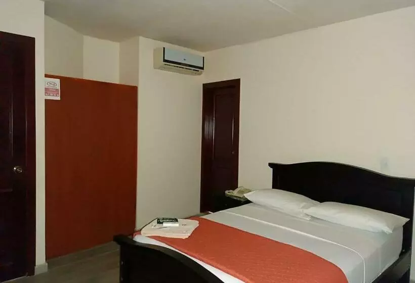 Hotel Quezada Hermanos