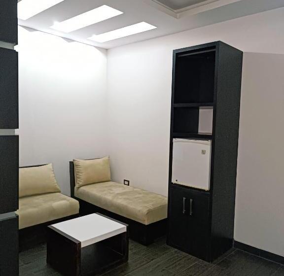 Hotel Quezada Hermanos