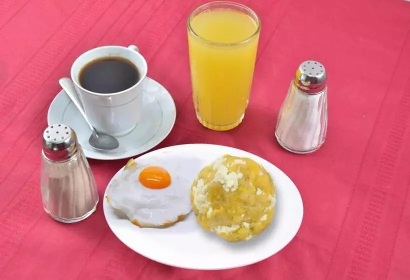 Hotel Quezada Hermanos